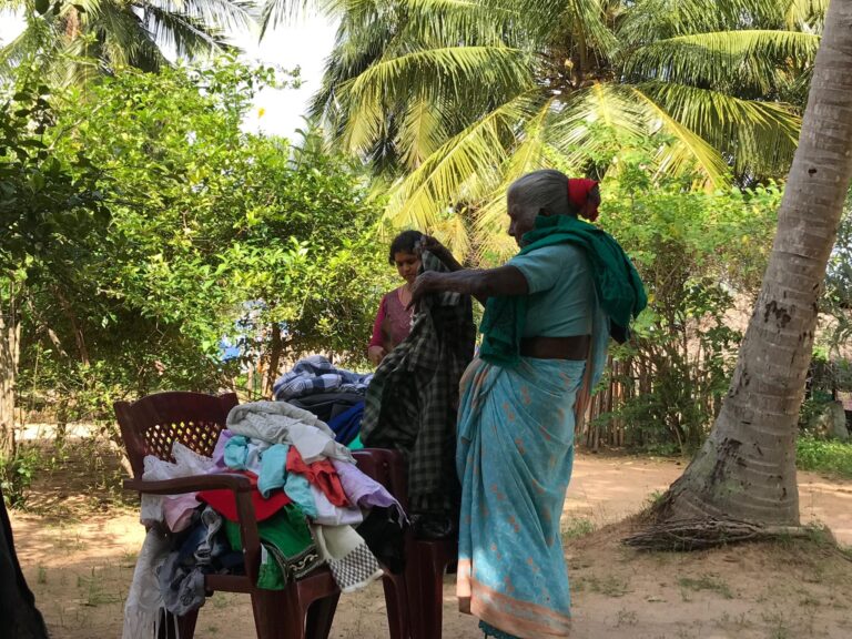 தீபாவளிக்கா? புதுவருடத்திற்கா? கிடைக்கும்…