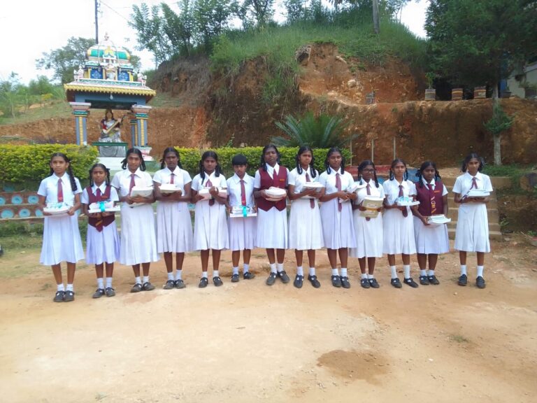 வறுமை கல்விக்கு தடையாகி விடக்கூடாது