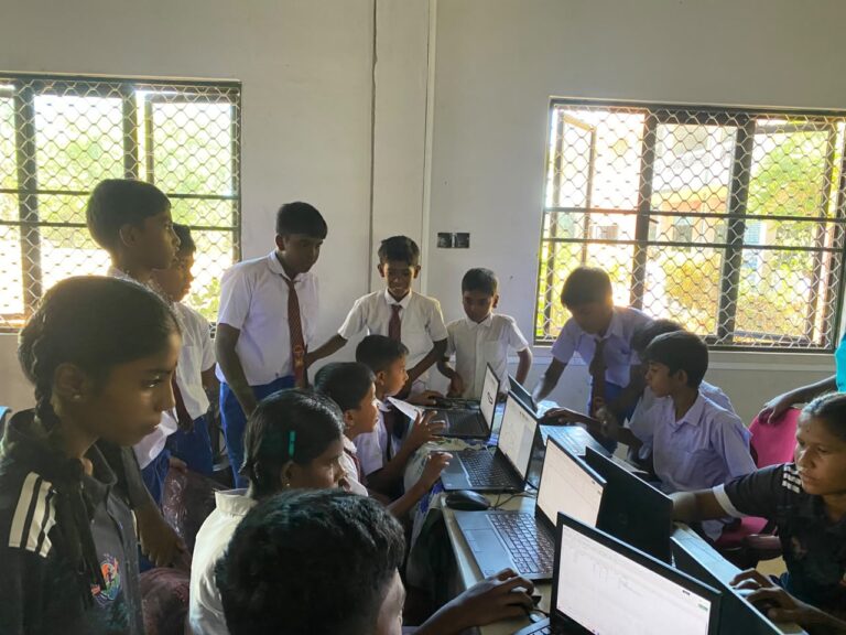 அடிப்படைக் கணினித் திட்டத்தின் மதிப்பீட்டிற்கான களவிஜயம்